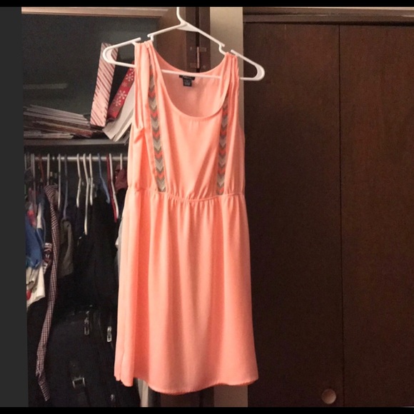 Jr. girls dress, size L. Rue 21. Gently used - Picture 1 of 5